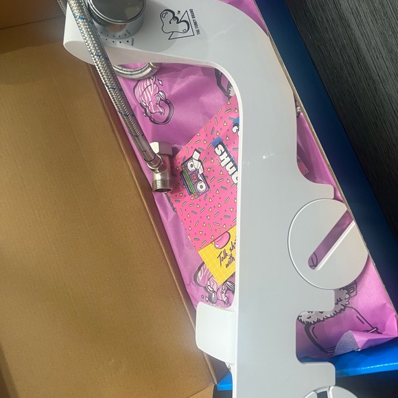 Bidet Attachment - Picture 2 of 4